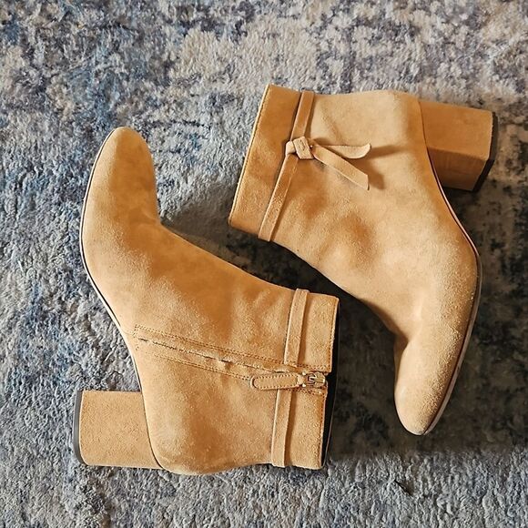 kate spade Shoes - Tan Kate Spade Knott Mid Boot - 9